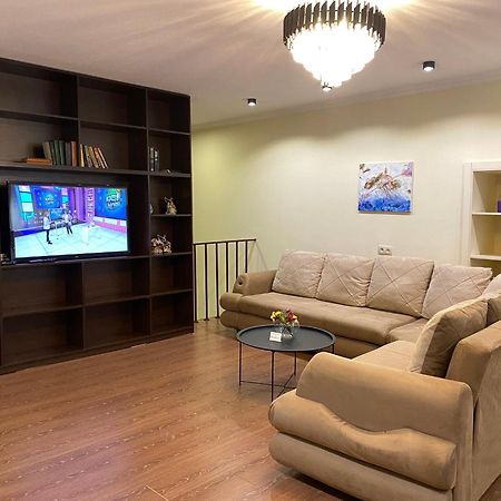 Zaav Apartment Tbilisi Buitenkant foto